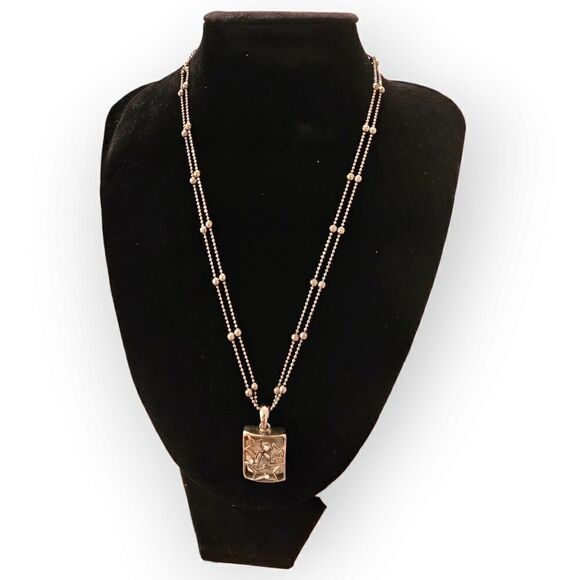 Double Stranded Reversible Crystal Star Pendant Necklace - Picture 10 of 14